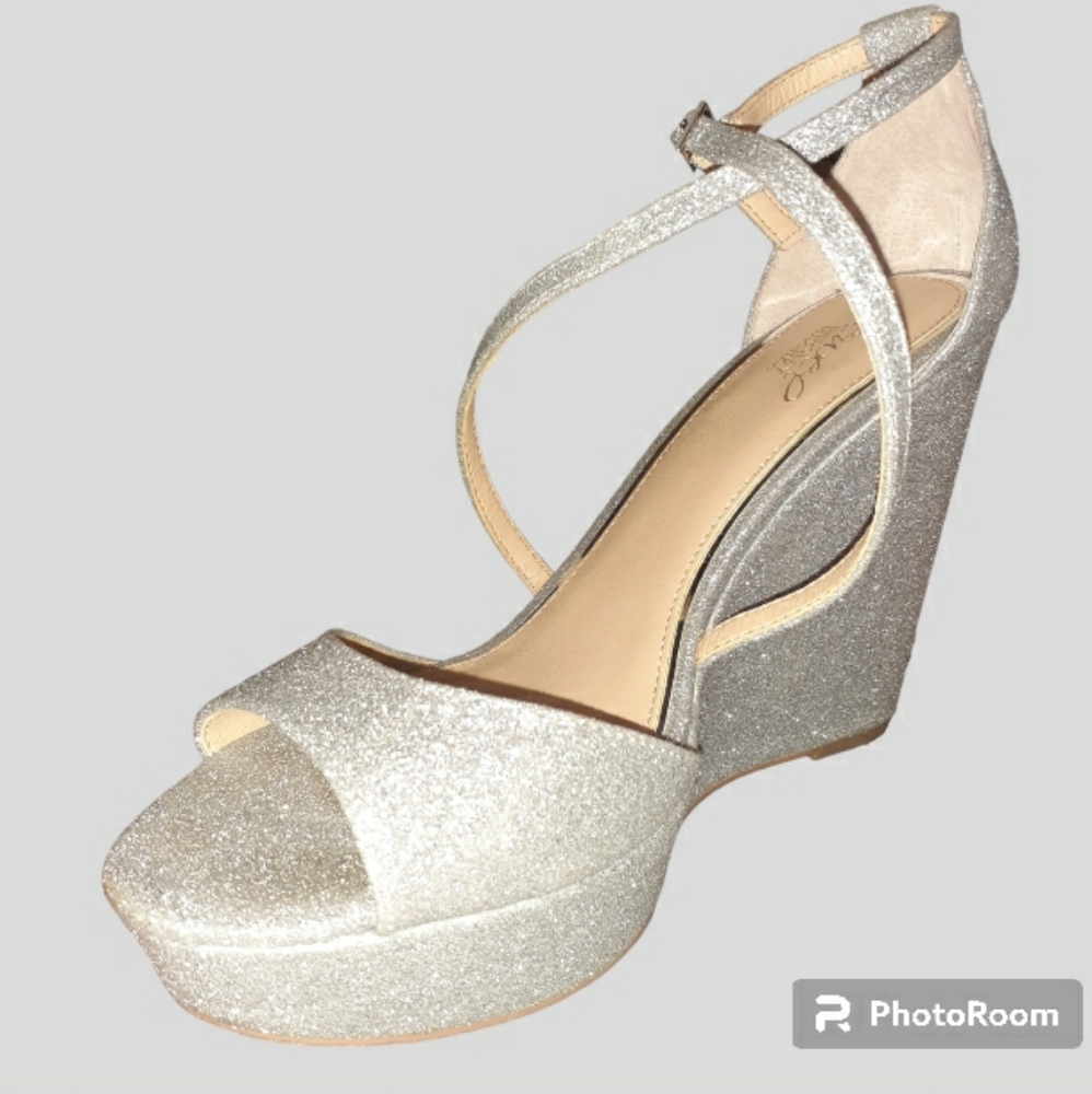 Badgley Mischka Wedge